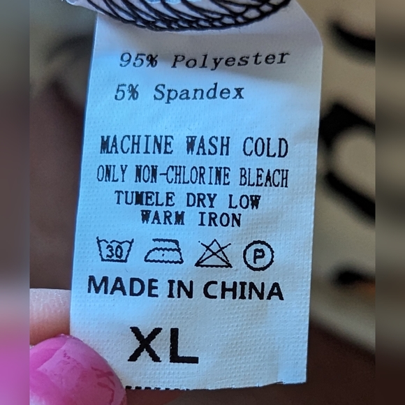 NWT Sunshine & Rodeo Cuffed Sleeve Bling & Leopard Color Block Tee - Picture 8 of 13